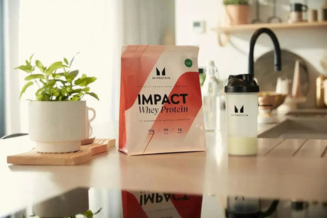MYPROTEIN - Myprotein Impact Whey Protein Powder Vanilla 32 Servicios 2.2 Lbs. - The Red Vitamin MX - Suplementos Alimenticios - {{ shop.shopifyCountryName }}